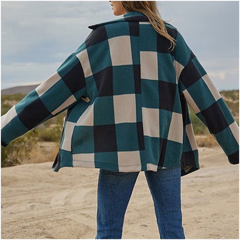 065 Cozy Plaid Button up Jacket Shacket - Picture 3 of 3